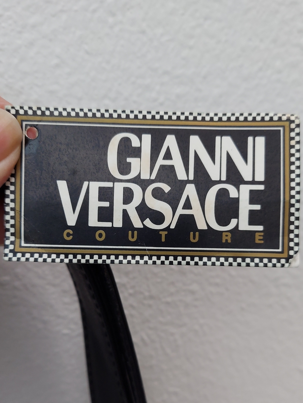 Versace Bag, Portatutto In Vitello, Black & Gold. Vimtage - Picture 4 of 14